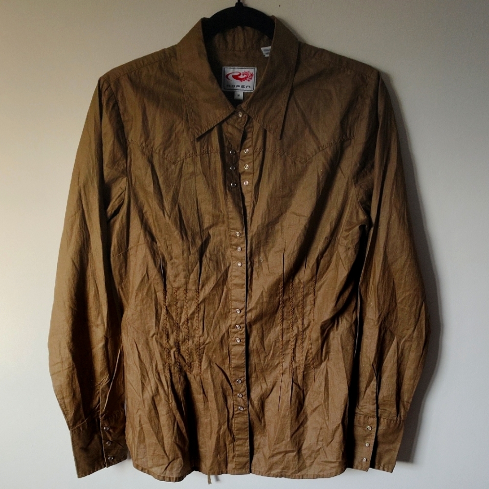 Ladies Roper Pearl snap shirt Medium
